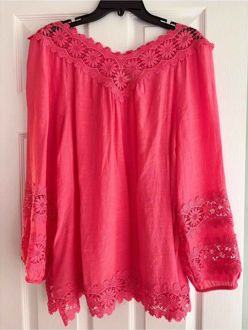 Indigo Soul Boho-Style Peasant Blouse Coral Floral Crochet Lace V-Neckline M - Picture 2 of 8